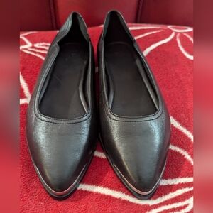 Tecovas Women's Black Leather Flats The Misty - Size 9